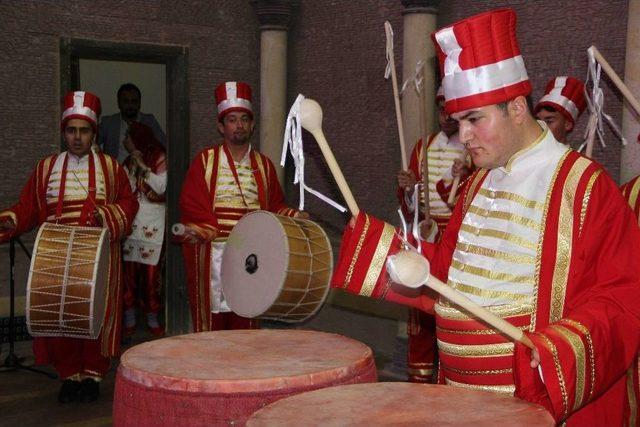 D&uuml;nyanın En &Ouml;zel Mehter Takımı Nevşehir&rsquo;de Konser Verdi 1
