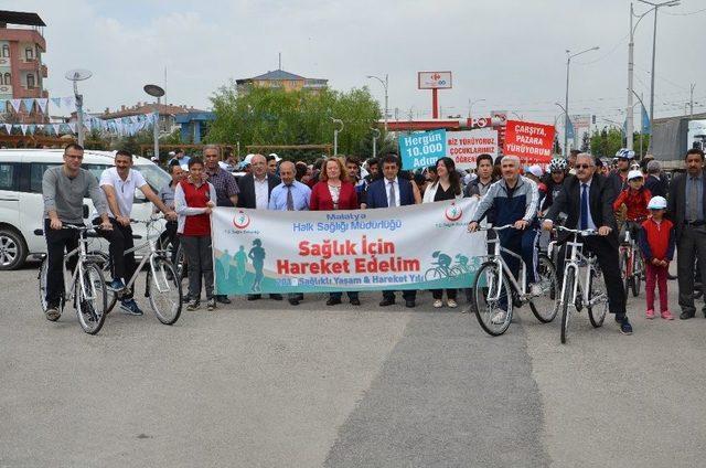 Sağlıklı Yaşam İ&ccedil;in Y&uuml;r&uuml;d&uuml;ler 3