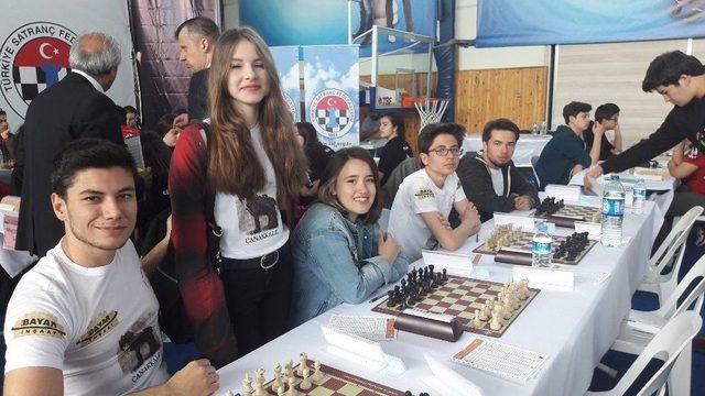 Vahit Tuna Anadolu Lisesi&rsquo;nden B&uuml;y&uuml;k Başarı 1