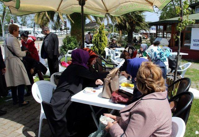 Engellilerden Tekerlekli Sandalye İçin Kermes