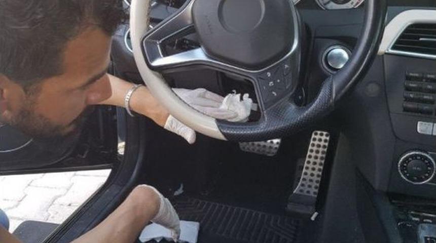 L&uuml;ks Aracın Direksiyon Kutusundan Kokain &Ccedil;ıktı