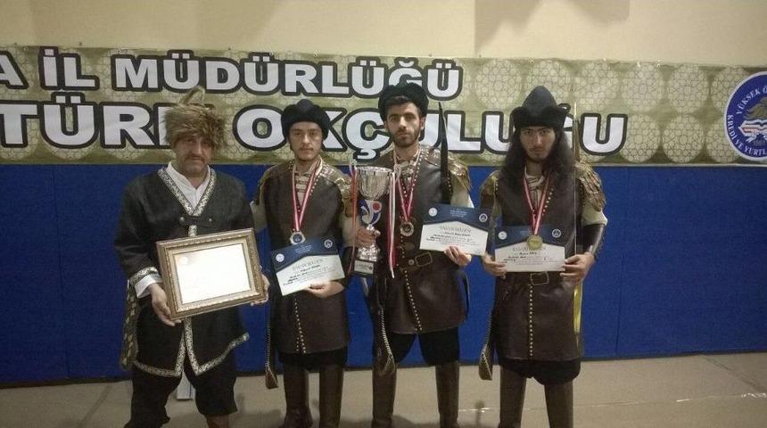 Kyk Ok&ccedil;uluk Turnuvasında Şampiyon Karab&uuml;k