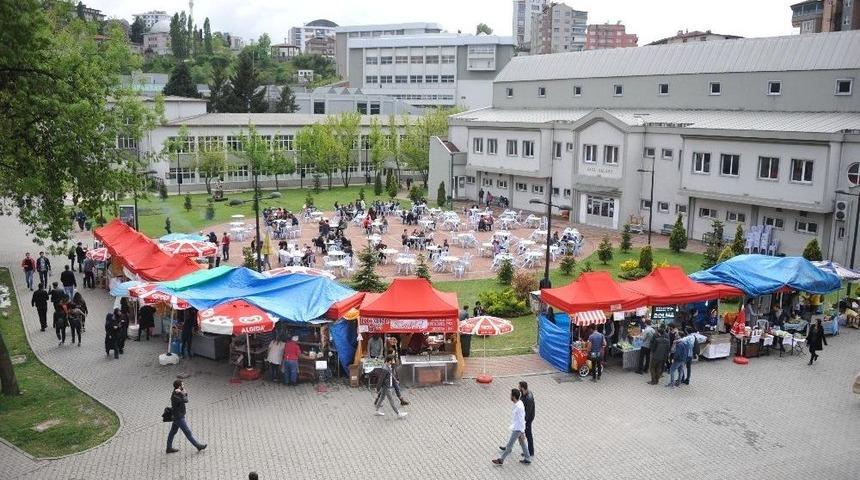 B&uuml;lent Ecevit &Uuml;niversitesi Bahar Şenlikleri Devam Ediyor