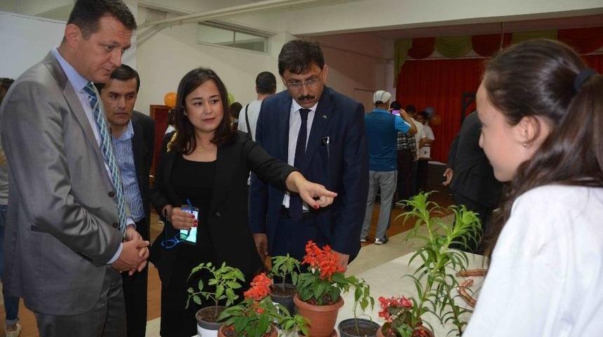 Gen&ccedil; Mucitler İcatlarını Sergiledi