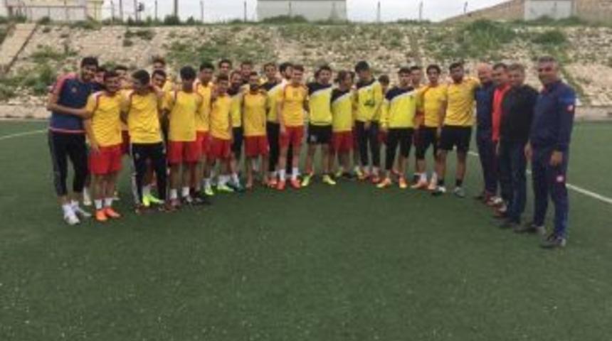 Yeni Malatyaspor U21 Takımı Boluspor İle Şampiyonluk Ma&ccedil;ına &Ccedil;ıkacak