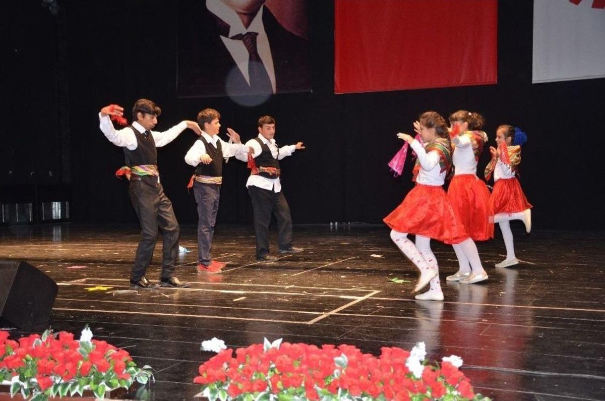&Ouml;zel Gereksinimli &Ccedil;ocuklardan &Ouml;zel G&ouml;steriler