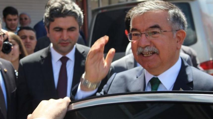 Bakan Yılmaz, Konya&rsquo;da &Ccedil;eşitli Ziyaretler Ger&ccedil;ekleştirdi