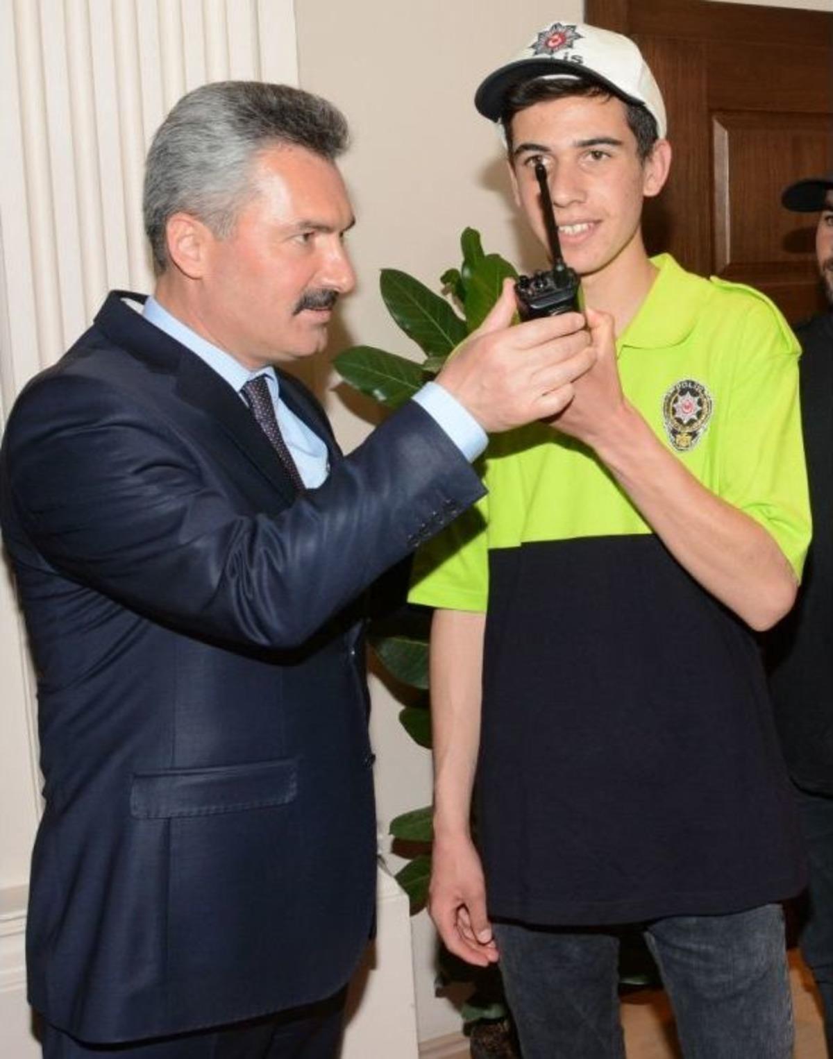 Aksaray&rsquo;da &Ouml;zel Gen&ccedil;ler Bir G&uuml;nl&uuml;k Polis Oldu