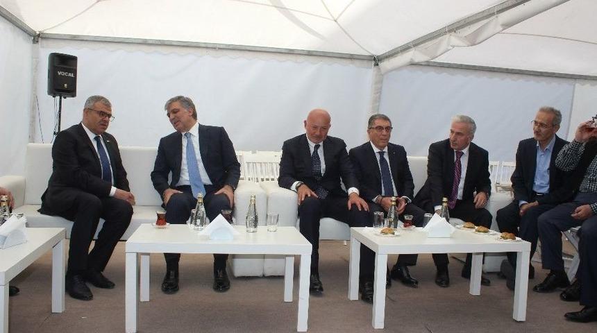 Başbakan Yardımcısı Kaynak&rsquo;tan Abdullah G&uuml;l&rsquo;e Taziye Ziyareti