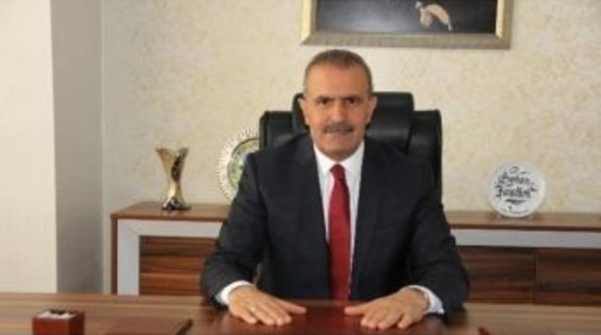 Burhan Kayat&uuml;rk&rsquo;ten Kandil Mesajı