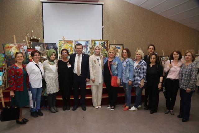 Atakum&rsquo;da Kadınlar El Emeklerini Sergiledi 3