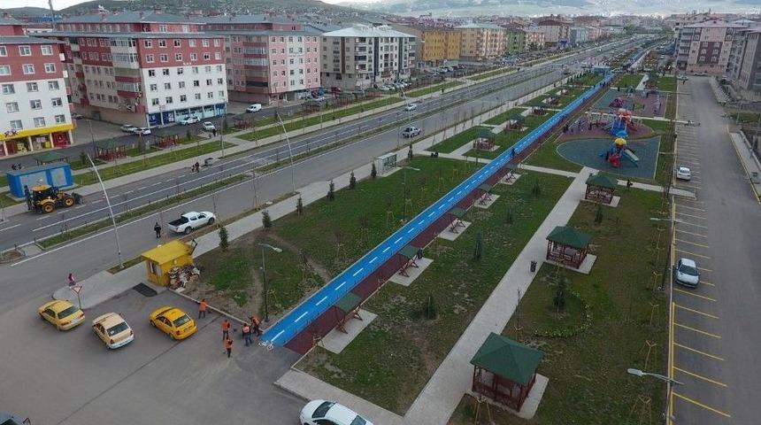 Azerbaycan Bulvarı Ve Haydar Aliyev Parkı Açıldı