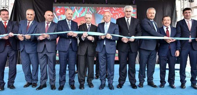 Azerbaycan Bulvarı Ve Haydar Aliyev Parkı Açıldı