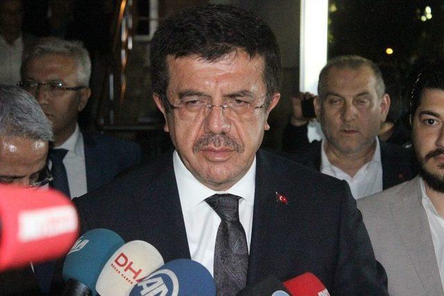 Bakan Zeybekci Kazada Hayatını Kaybeden Başsavcının Ailesini Ziyaret Etti