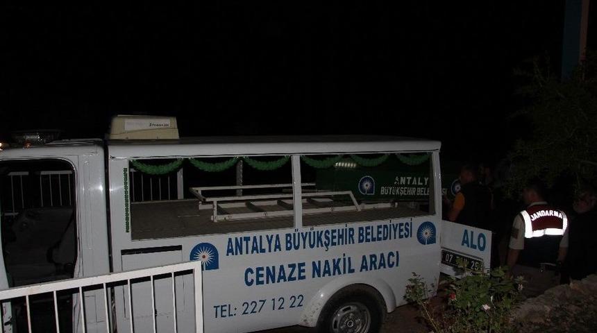 Ali Ulvi B&uuml;y&uuml;knohut&ccedil;u Ve Eşi Evinde &Ouml;l&uuml; Bulundu