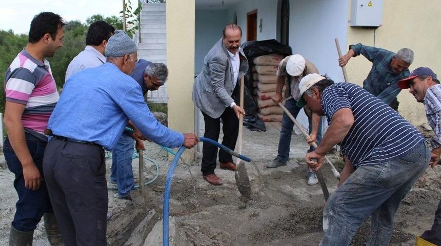 Başkan Ozan&rsquo;dan Minare Yapımına Tam Destek