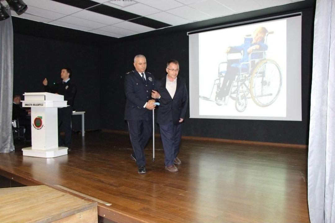 Trafik M&uuml;d&uuml;r&uuml;nden &Ouml;rnek Davranış