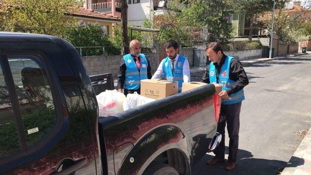 Üniversite Öğrencilerine Barınma Ve Gıda Yardımı