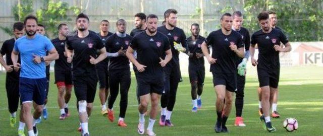 Gaziantepspor, Galatasaray Maçının Hazırlıklarını Sürdürdü