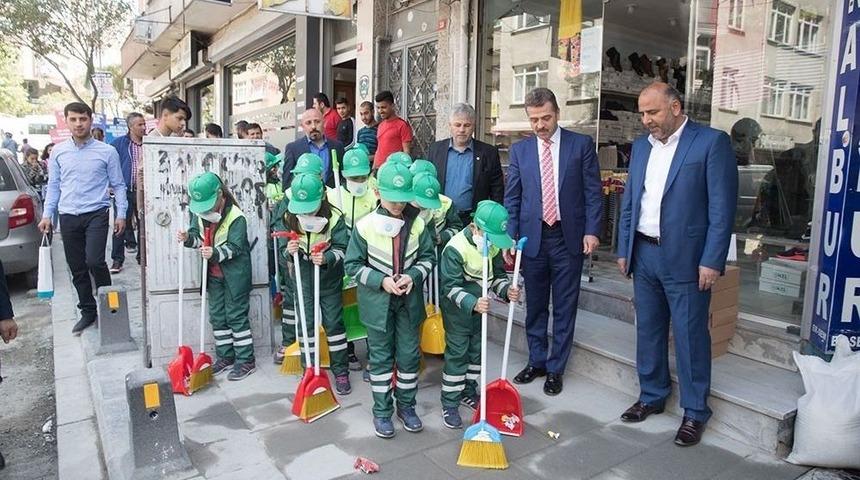 Daha Temiz Bir Gaziosmanpaşa İ&ccedil;in &Ccedil;ocuklar Seferber Oldu