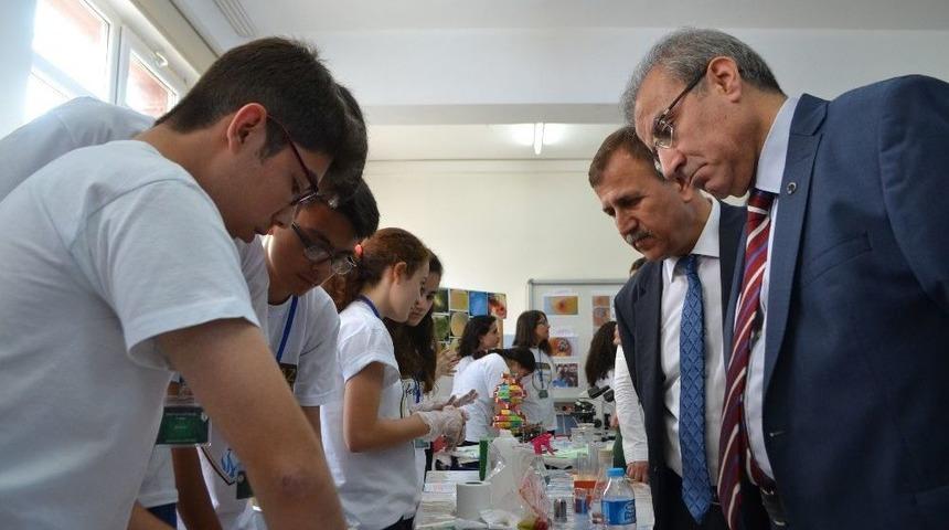 L&uuml;leburgaz&rsquo;da T&uuml;bitak Bilim Fuarı