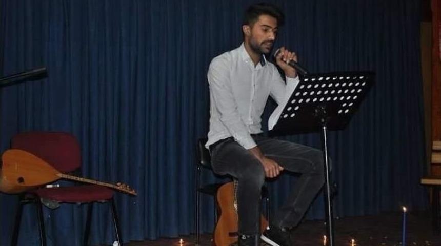 Sungurlu Myo"da Şiir Ve T&uuml;rk&uuml; Etkinliği