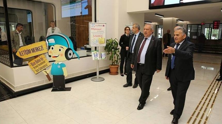 İstanbul Bah&ccedil;elievler Belediye Başkan Ve Belediye Y&ouml;neticileri Referans Belediye Melikgazi&rsquo;de