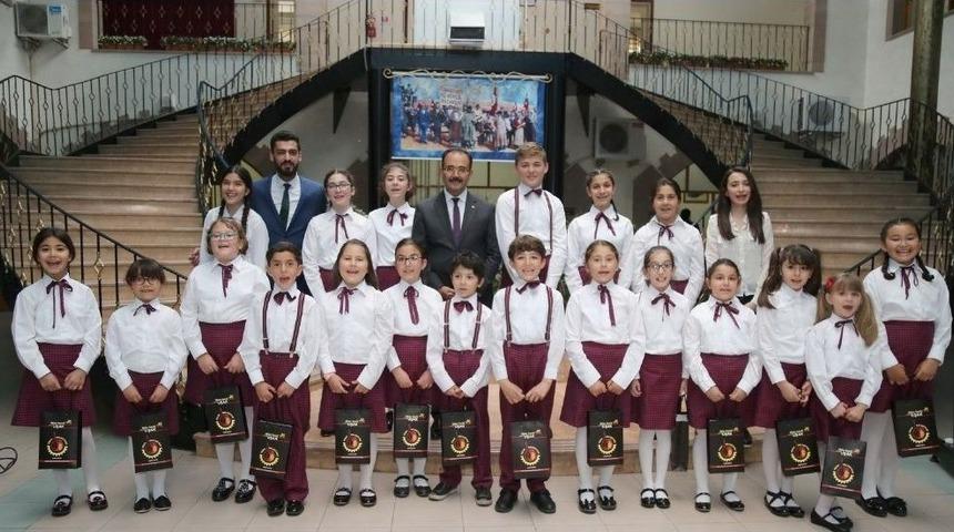 Uşaklılar Merakla &ldquo;&ccedil;ocuk Sesler Korosu&rdquo;nu Bekliyor