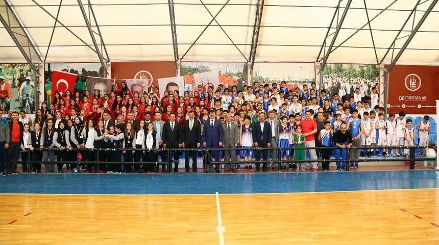 Ke&ccedil;i&ouml;ren Okullar Ligi Basketbol Şampiyonları Belli Oldu.