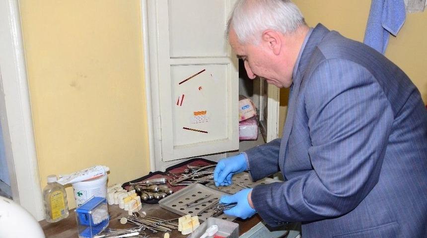 (&ouml;zel Haber) Polisleri Kamerayla G&ouml;zetleyen Suriyeli Şahıslar Havalandırma Boşluğundan Ka&ccedil;tı