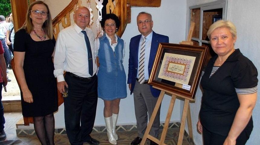 Tezhip Ve Minyat&uuml;r Sergisi G&ouml;z Doldurdu