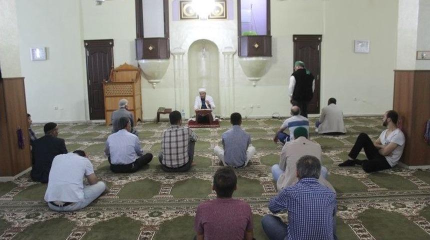 Yavuzeli&rsquo;de Beraat Kandili Dolu Dolu Kutlandı