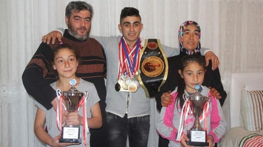 Avrupa Şampiyonu &rsquo;gen&ccedil; Yiğido&rsquo;, D&uuml;nya Şampiyonası&rsquo;na Hazırlanıyor