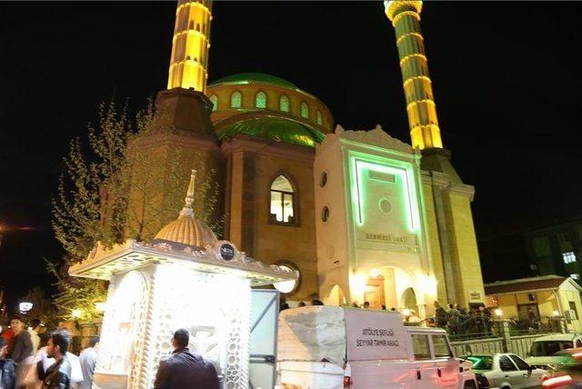 Niğde Belediyesi 20 Bin Adet Kandil Simidi Dağıttı 1