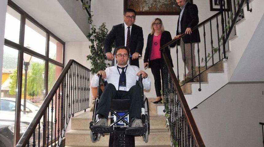 Milas Belediyesi&rsquo;nden Engellilere Hizmet Kolaylığı