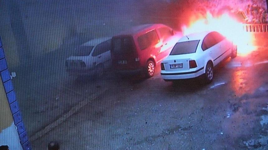 Eniştesi Aracını Kundakladı