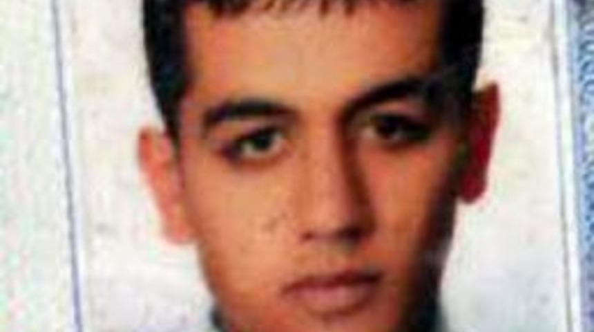 Av T&uuml;feğiyle Intihar Etti