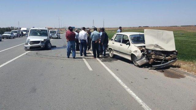 Şanlıurfa’da Trafik Kazası: 2 Yaralı