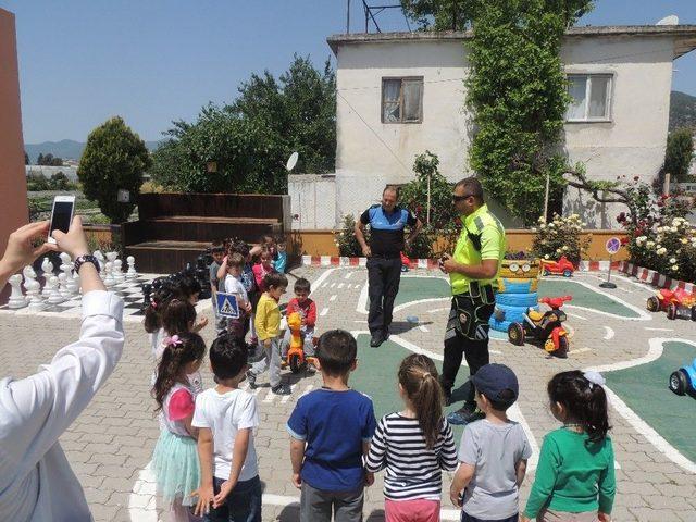 Anamur&rsquo;da &Ouml;ğrencilere Trafik Eğitimi Verildi 2