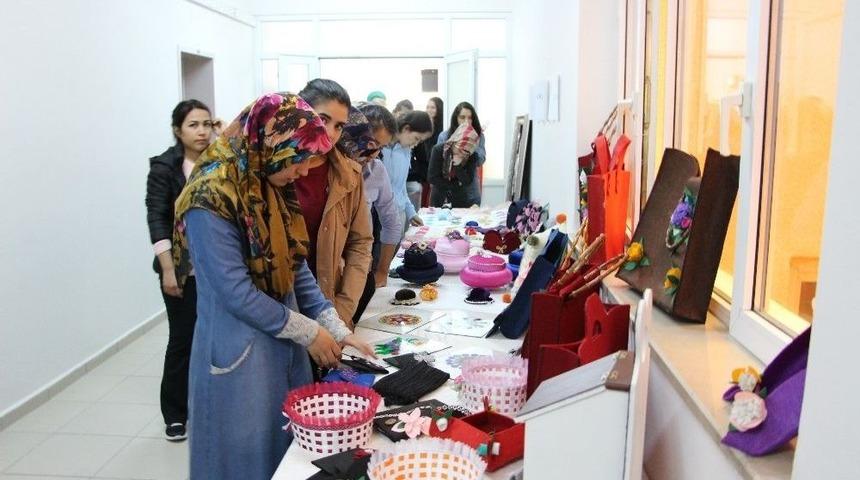 Engelsiz Yaşam Sergisi A&ccedil;ıldı