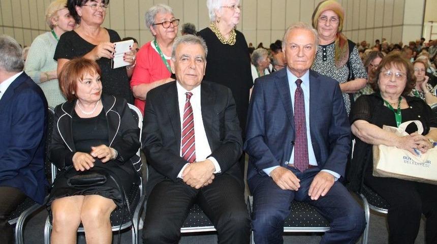 Ediz Hun&rsquo;dan "hoplamalı" Yaş Vurgusu