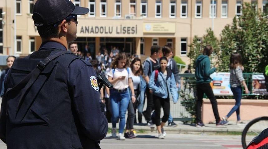 "g&uuml;venli Okullar" Projesi