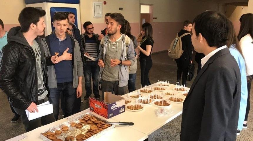 Ak&ccedil;akoca&rsquo;nın Y&ouml;resel Lezzeti Meleng&uuml;&ccedil;&ccedil;eği Tatlısı Tanıtıldı