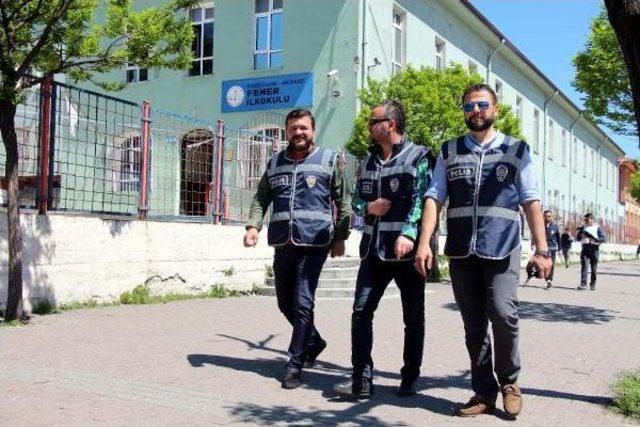 Zonguldak'ta Okul Çevrelerinde 292 Polisle Denetim