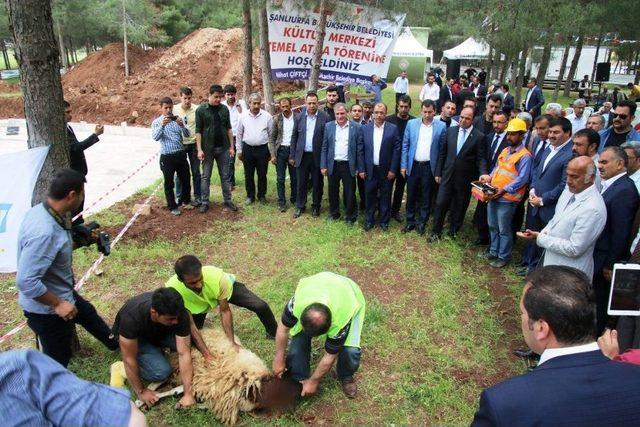 Siverek Kültür Merkezinin Temeli Atıldı