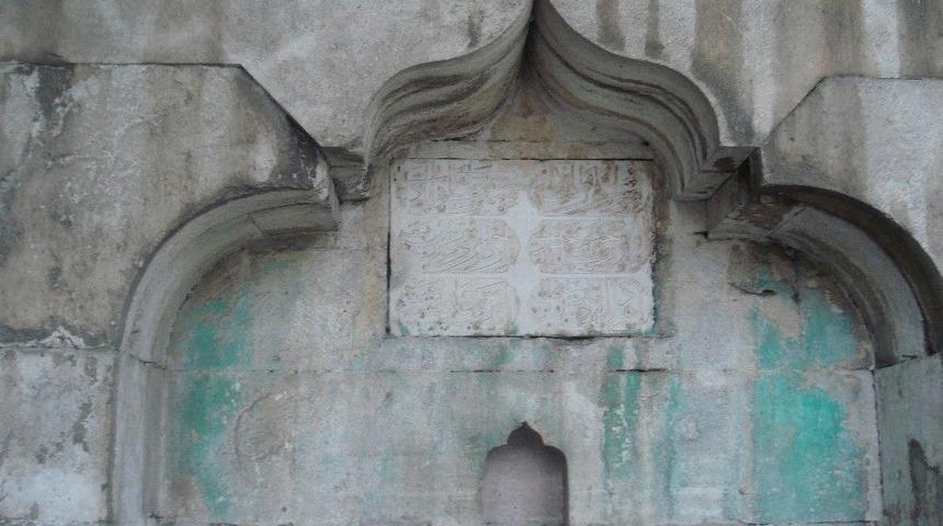 G&uuml;ng&ouml;ren&rsquo;deki Ferhat Ağa &Ccedil;eşmesi Onarılıyor