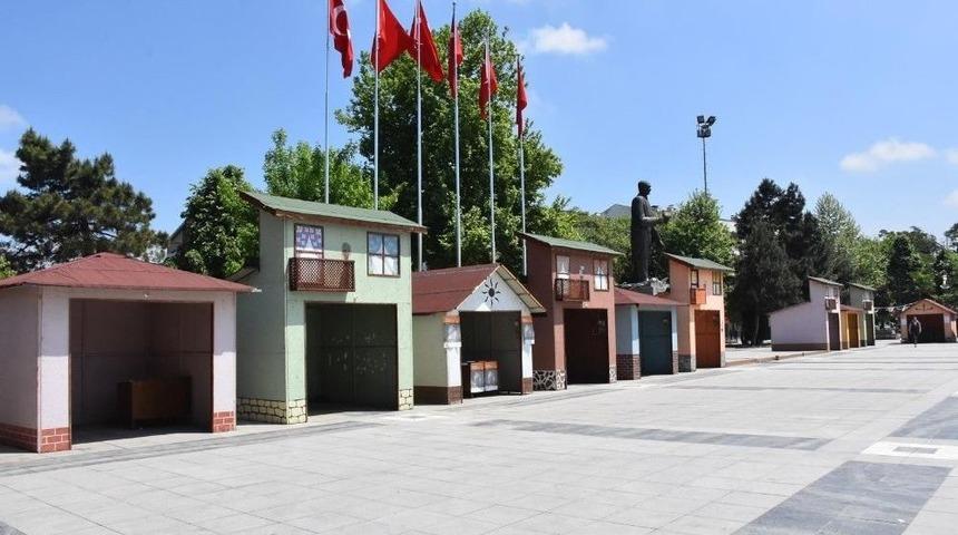 Anıtpark Ot Festivali İ&ccedil;in Hazırlandı