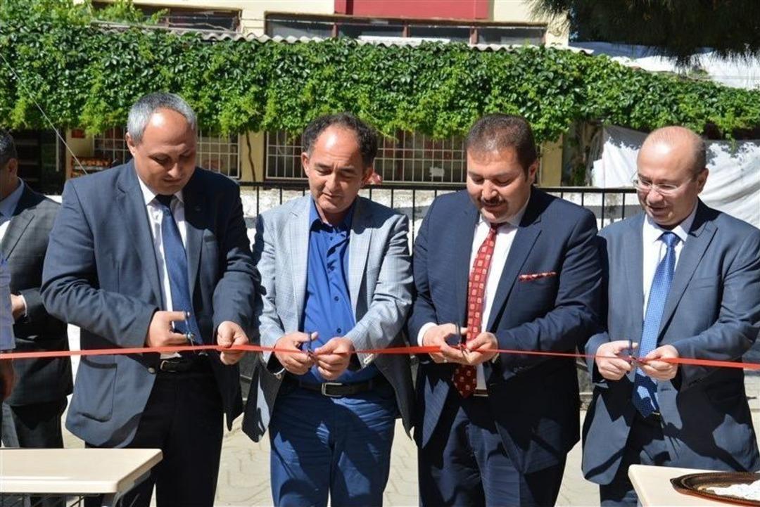 Fatih İmam Hatip Ortaokulu&rsquo;nda Bilim Fuarı Ger&ccedil;ekleştirildi