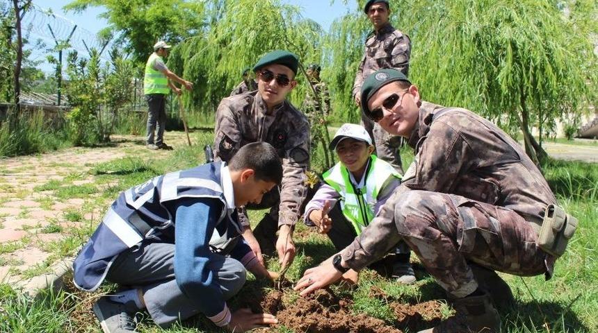 Engelli &Ouml;ğrenciler Doyasıya Eğlendi
