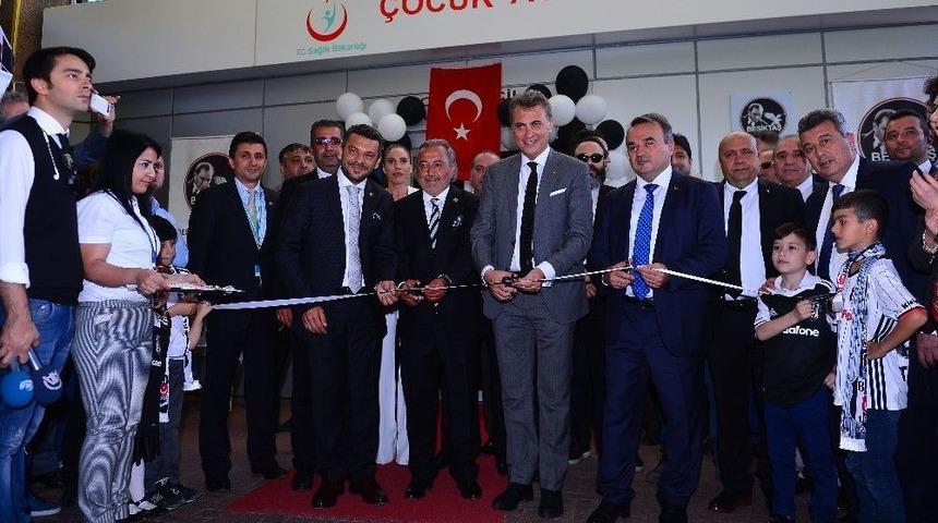 Fikret Orman: "oyuncularıma &rsquo;hakem Arkasını D&ouml;nd&uuml;ğ&uuml;nde K&uuml;fredin, Cezası Yok&rsquo; Mu Diyeyim?"